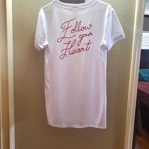 Lularoe Liv Graphic T - XS